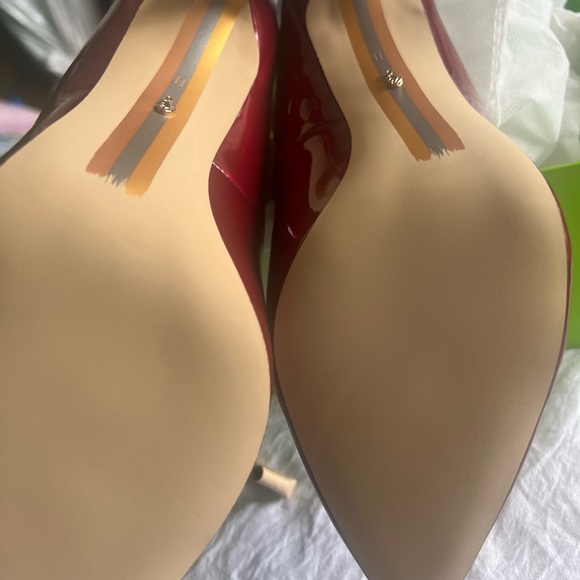 Sam Edelman Red Glossy Heels Elegant Design - Picture 7 of 7